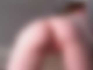 kellybbface's Live Sex Cam Show
