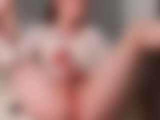 Live cam show with kellybbface - Natural on Gym Cam Girls