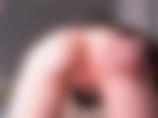 kellybbface's Live Sex Cam Show