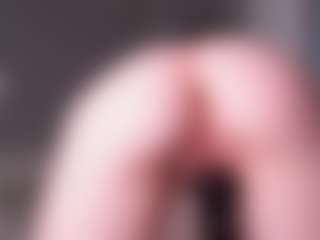 Live cam show with kellybbface - Red Hair HD on Camsoda