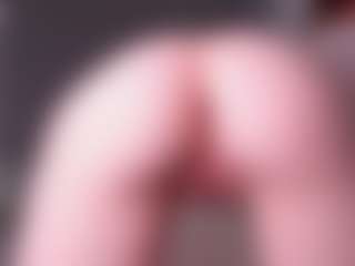 kellybbface's Live Sex Cam Show
