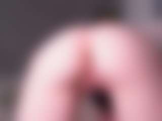 kellybbface's Live Sex Cam Show