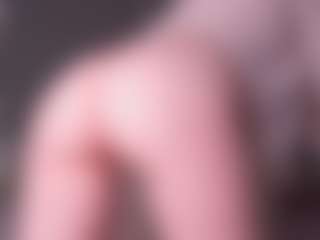 kellybbface's Live Sex Cam Show