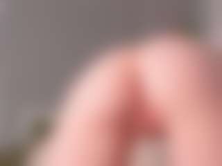 kellybbface's Live Sex Cam Show