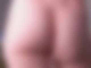 kellybbface's Live Sex Cam Show