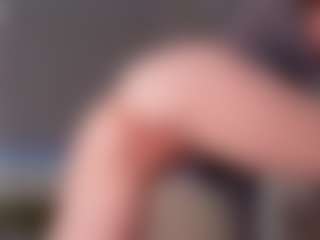 Live cam show with kellybbface - Average on Fling VIP Chat