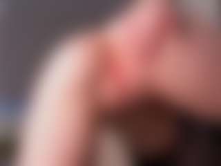 Live cam show with kellybbface - College on https://playwithruby.com