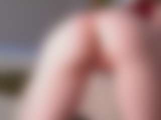 Live cam show with kellybbface - Red Hair Teen (18+) on Mixed Magazine Live