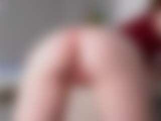 Live cam show with kellybbface - Red Hair College on Milf Play