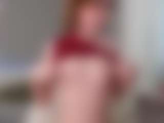 Live cam show with kellybbface - Public on instabang