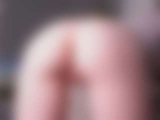 Live cam show with kellybbface - Red Hair on intimatelivegirls.com