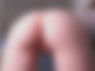 Live cam show with kellybbface - Cute on CamwithHer
