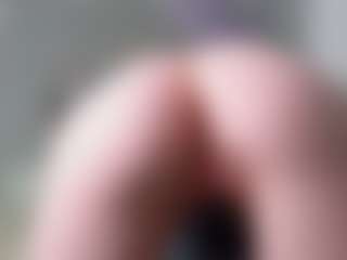 kellybbface's Live Sex Cam Show