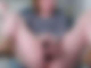 kellybbface's Live Sex Cam Show