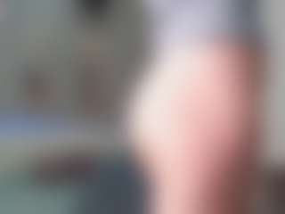 Live cam show with kellybbface - Solo on live.xbliss.ai