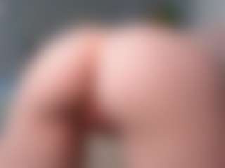 kellybbface's Live Sex Cam Show