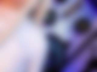 Live cam show with Alessa-mullen - Brown Eyes on Camsoda