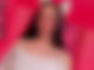Live cam show with Alessa-mullen - HD on Camsoda