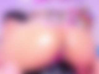 Live cam show with BeccaMathew - Petite on Camsoda