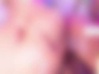 Live cam show with BeccaMathew - Petite on Camsoda