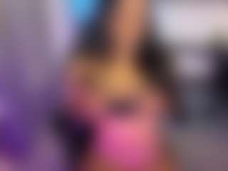 Live cam show with BlackBunnyxxx - Deepthroat on Dolls Live