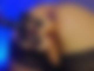 Live cam show with WetPantiess - Double Penetration on sexytreat.net