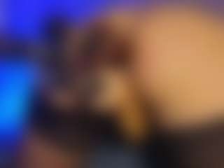 Live cam show with WetPantiess - Blue Eyes on CamwithHer