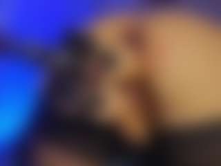 Live cam show with WetPantiess - Double Penetration on SpankPalCams