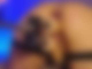 WetPantiess's Live Sex Cam Show