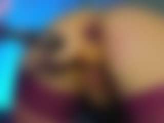 Live cam show with WetPantiess - Blue Eyes on Camming Site