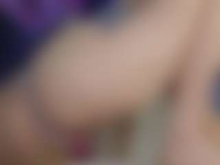 Live cam show with Marrie - Young Adult on chickslive.net