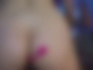 Live cam show with Marrie - Granny on AdultVida.com