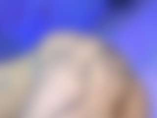 Live cam show with Marrie - Bush on Camsoda
