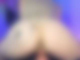 Live cam show with Marrie - Smoking on camwithhim.com