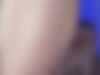 Live cam show with Marrie - Flexible on Dolls Live