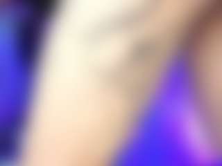 Live cam show with Marrie - Hairy on camwithhim.com