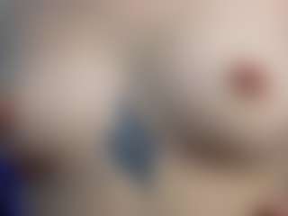 Live cam show with Marrie - Big Clit on Camsoda
