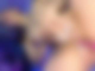 Live cam show with Marrie - Strip on Chatstar