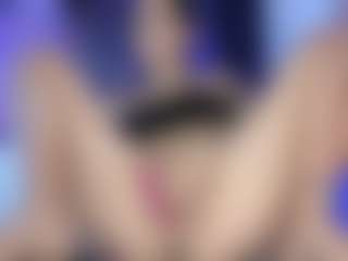 Live cam show with Marrie - Curvy Small Tits on Instabang