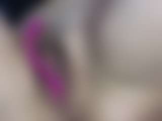 Live cam show with Marrie - Smoking on Livezox