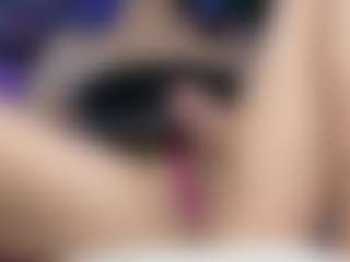 Live cam show with Marrie - Big Clit on Lustler