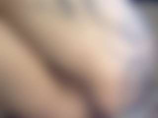 Live cam show with Marrie - Natural on xfollow cams