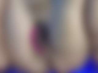 Live cam show with Marrie - Curvy Small Tits on camwithhim.com