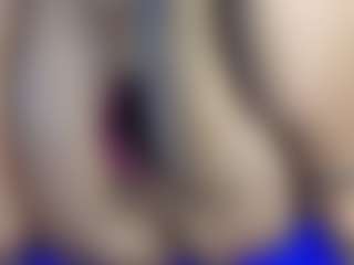 Live cam show with Marrie - Natural on CamClone