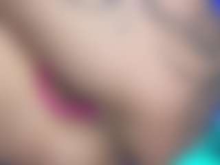 Live cam show with Marrie - Fatpussy on CamClone