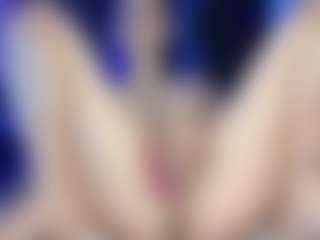 Live cam show with Marrie - Creamy on TeamSkeetLive