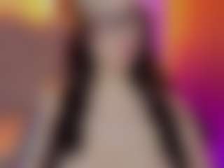 Live cam show with SEXYHELA - Twerk on Cam Slut
