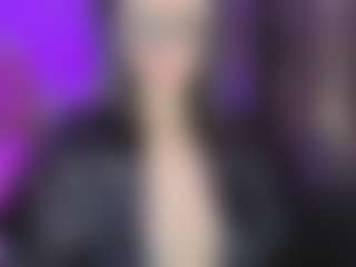 Live cam show with GODDESS HELA - Long Legs on eurowanks.com