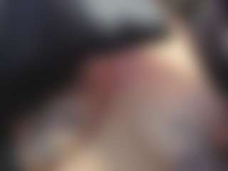 Live cam show with GODDESS HELA - Gagging on Mixed Magazine Live