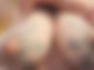 Live cam show with GODDESS HELA - Milk on Chatstar